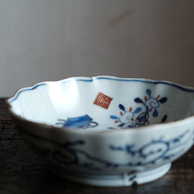 花唐草と獅子◇伊万里 染錦金彩膾皿 花唐草 青海波 深皿 骨董/antiques
