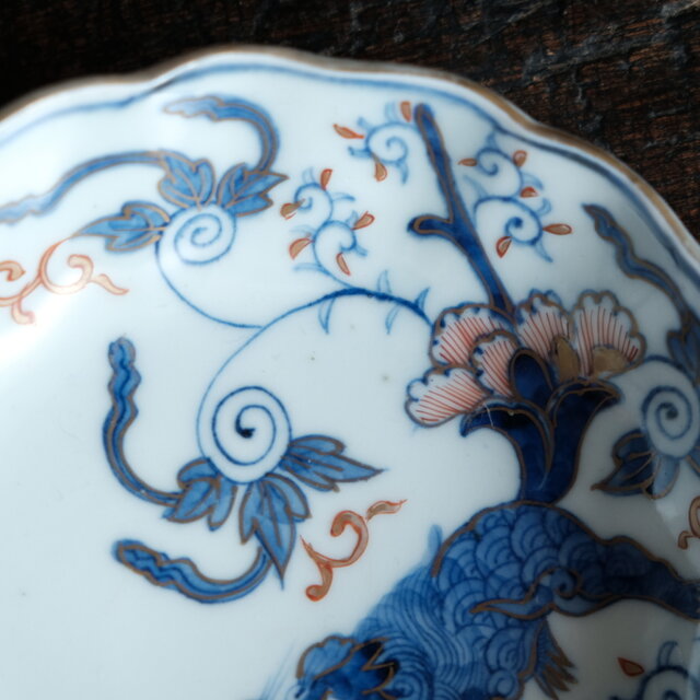 花唐草と獅子◇伊万里 染錦金彩膾皿 花唐草 青海波 深皿 骨董/antiques