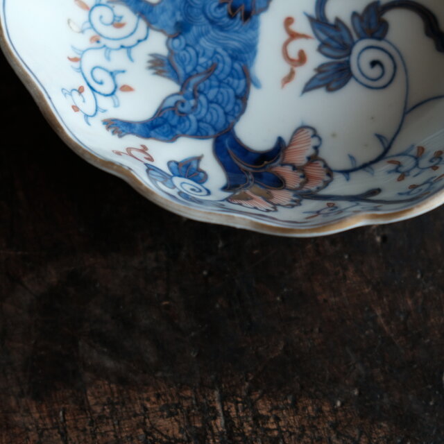 花唐草と獅子◇伊万里 染錦金彩膾皿 花唐草 青海波 深皿 骨董/antiques