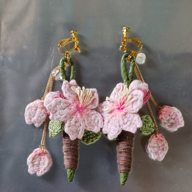桜イヤリング サクラ イヤリング ハンドメイド | iichi 日々の暮らしを