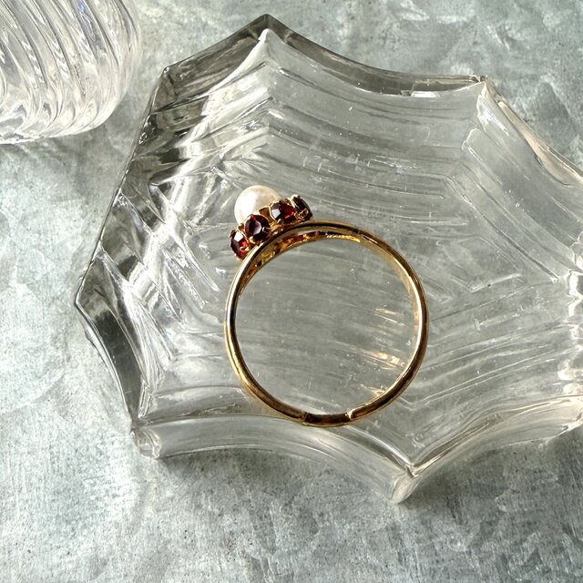 R413-ヴィンテージリング U.S.A. 1960〜70's Garnet Rhinestone Faux