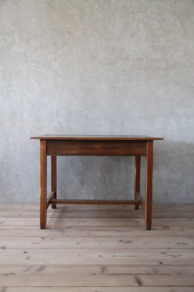綺麗な形の机 古家具/古道具/アンティーク/机/テーブル/デスク/引出 