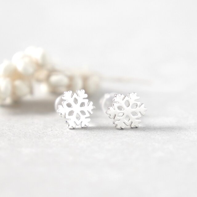 雪の結晶ピアス シルバー SILVER925 | iichi 日々の暮らしを心地よく