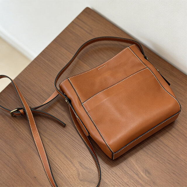 本革レザー トートバッグ 軽量 ショルダーバッグ 通勤 レトロ シンプル