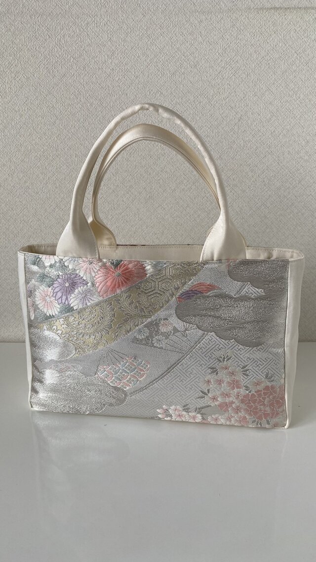 1点限定！！螺鈿細工を用いた5種上品高級帯地でパッチワーク上品帯地バッグ 上品な帯リメイクバッグ｜華車×花文様｜和装にも洋装にも | iichi 日々