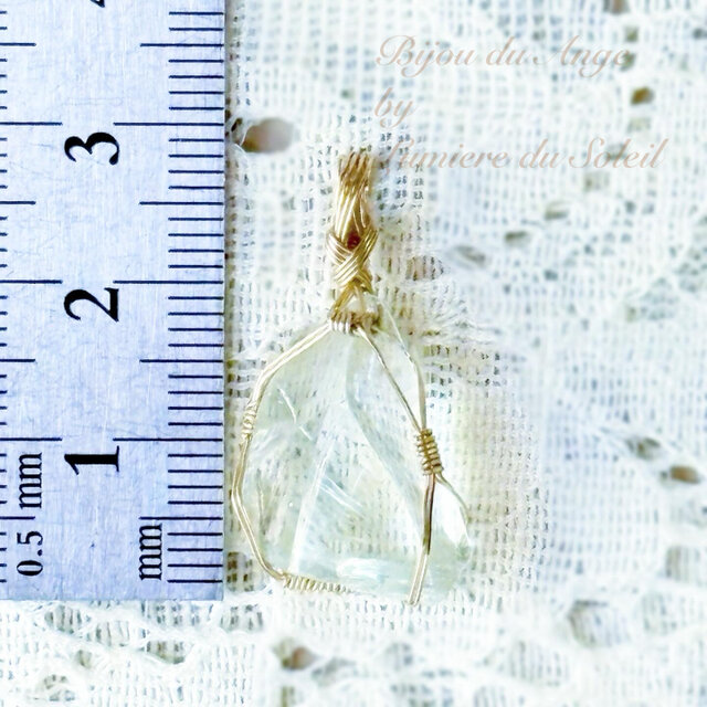 今この瞬間を生きる〜アンダラクリスタルのペンダントトップ
