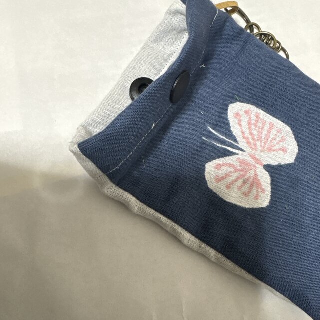 ハンドメイド ミナペルホネンperhonens 蝶々キーリングミニポーチ
