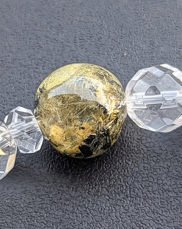 ヘマタイトルチルクォーツ&クリアクォーツのブレスレット✨心の安定感