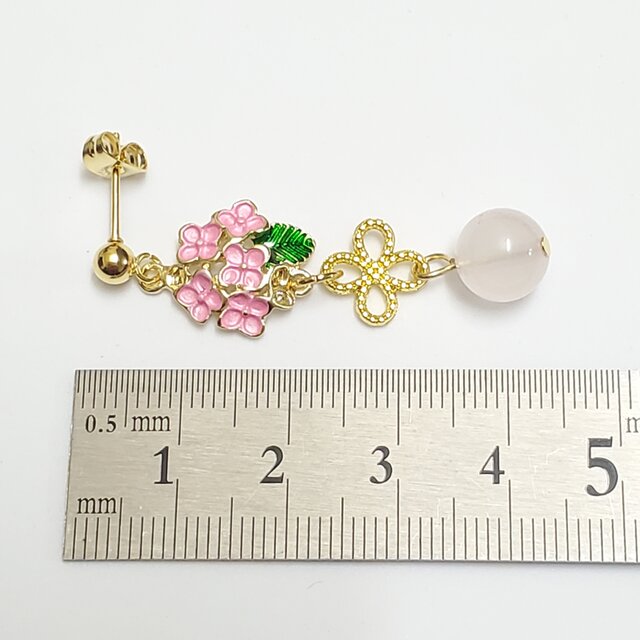 ローズクォーツ×桜ピンクの花チャーム＊ピアス＊恋愛＊大人可愛い＊春
