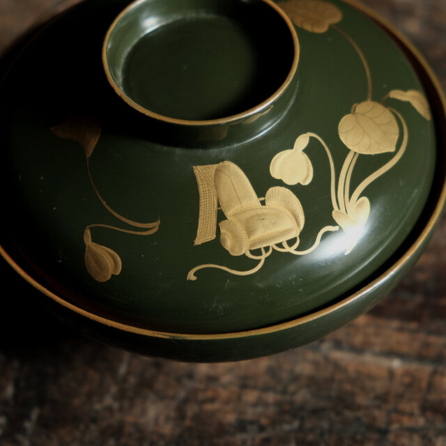 博古堂 葉っぱ形状の漆器 新品 蓮の葉と垂纓 ◇緑で素敵。時代物 漆芸蒔絵蓋付椀 古漆器 骨董