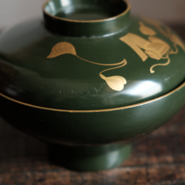 蓮の葉と垂纓 ◇緑で素敵。時代物 漆芸蒔絵蓋付椀 古漆器 骨董