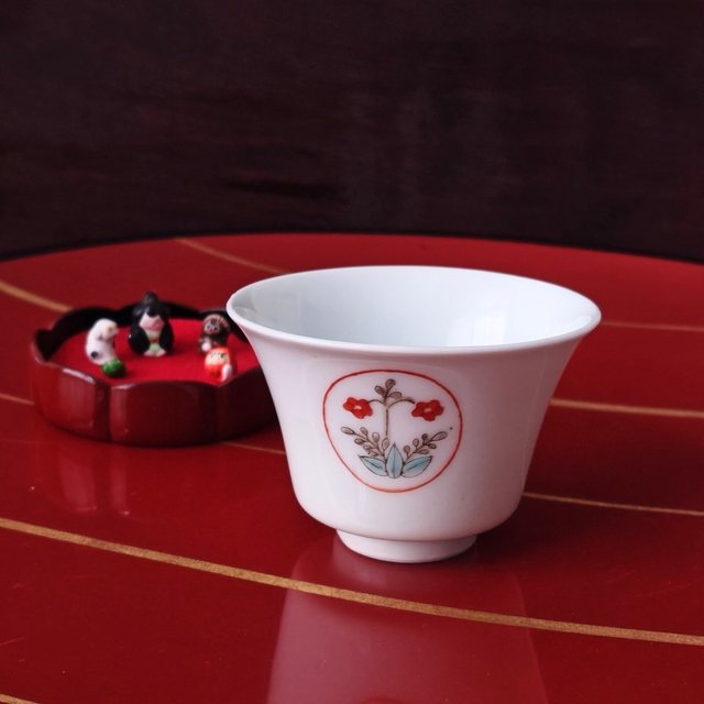 有田焼｜華山窯｜ぐい呑み｜お猪口｜赤絵｜酒｜SAKECUP｜佐賀｜日本
