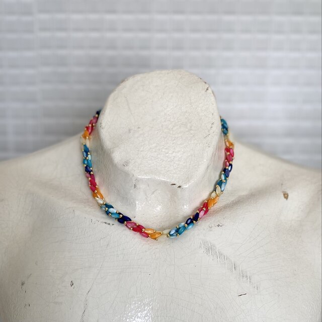 Vintage USA retro multicolor rainbow shell beads necklace | iichi 