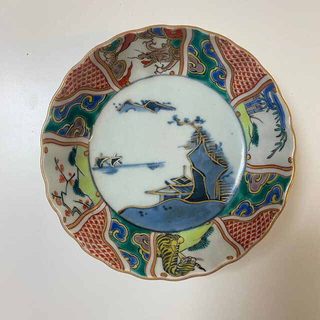古伊万里　線画　パイナップル　なます皿　2枚 モダンな色合いの古伊万里なます皿 | iichi 日々の暮らしを心地よく