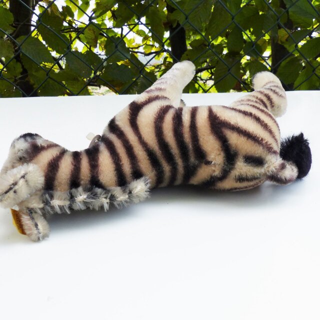シュタイフ Zebra しまうま STEIFF ドイツ | iichi 日々の暮らしを