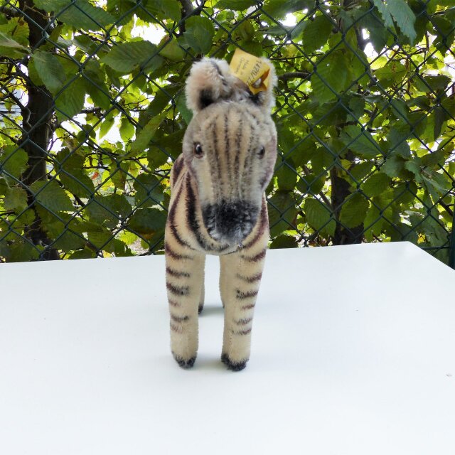 シュタイフ Zebra しまうま STEIFF ドイツ | iichi 日々の暮らしを