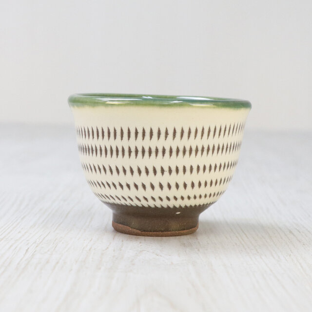 飛びかんな 煎茶碗【小石原焼】/Green Tea Cup | iichi 日々の暮らしを