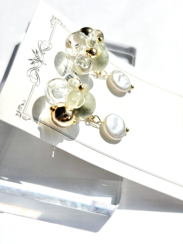 若葉雫|グリーンアクセサリー/パールピアス,/レジンピアス/大人可愛い