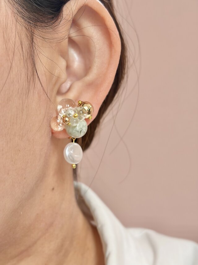 若葉雫|グリーンアクセサリー/パールピアス,/レジンピアス/大人可愛い