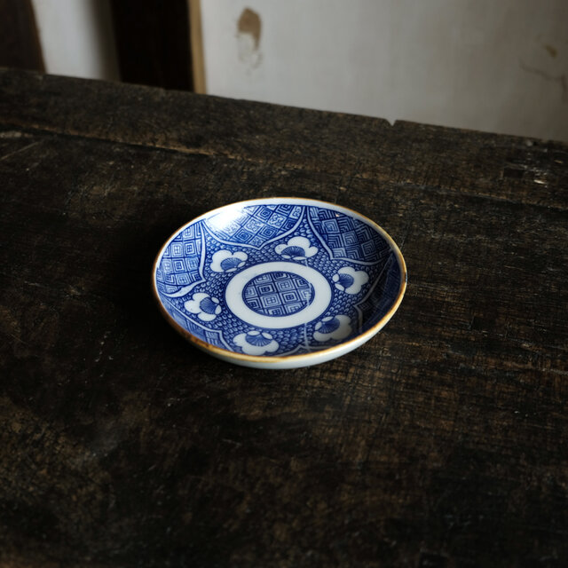 桜と細かな柄◇時代物 梅文印判小皿 骨董・antiques 器 古民家 古道具
