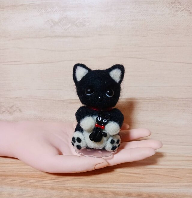リトルブラックキャット 黒猫 ミニチュア 海外作家様 ハンドメイド ぬいぐるみ ハンドメイド 羊毛フェルト 黒猫の子猫ぬいぐるみ 小さなミニチュア猫