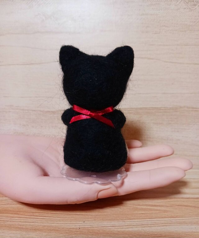 ハンドメイド 羊毛フェルト 黒猫の子猫ぬいぐるみ 小さなミニチュア猫
