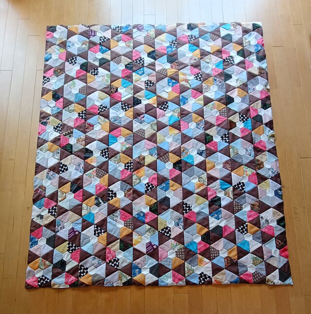 パッチワークベッドカバー | iichi 日々の暮らしを心地よくする