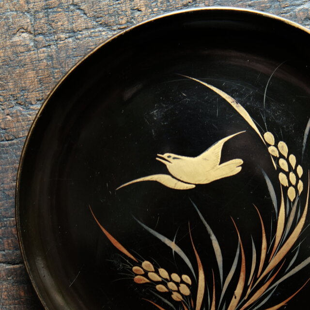 特価¥1500→¥950】鳥と稲穂◇味のあるお品物。時代物 漆芸蒔絵中皿
