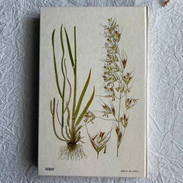 Sweden secondhand book ❀⁎༶スウェーデンの植物図鑑 Nordens Flora 2