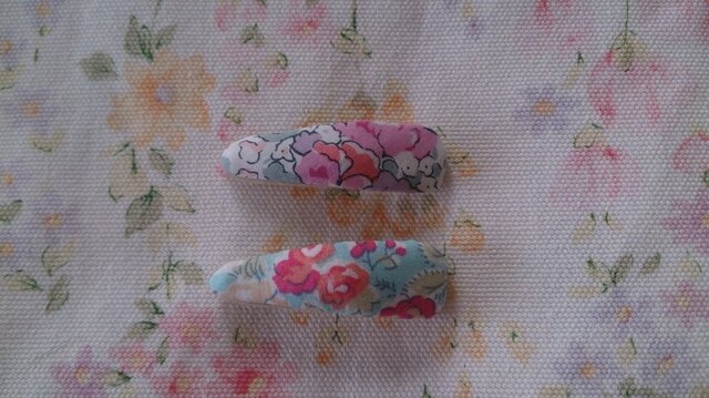 H 様ご注文分 ミニサイズ*LIBERTY くるみぱっちんの画像1枚目