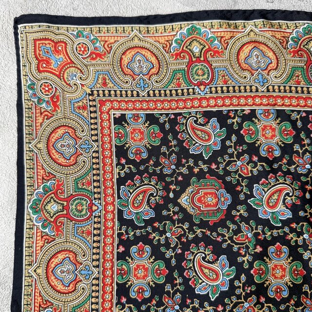 SC29-ヴィンテージスカーフ U.S.A. 1980-90' Silk Paisley Pattern
