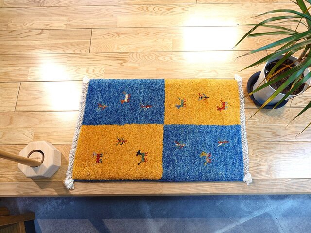 ペルシャ ダバールギャッベ 玄関マット ラグ 59×39cm タイル 黄金色