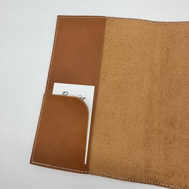 レザーフラップ手帳カバー（ハンドメイド／ペン差し付き／カード