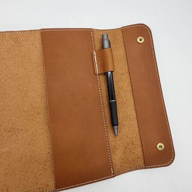 レザーフラップ手帳カバー（ハンドメイド／ペン差し付き／カード