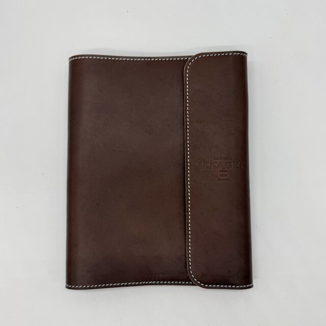 レザーフラップ手帳カバー（ハンドメイド／ペン差し付き／カード
