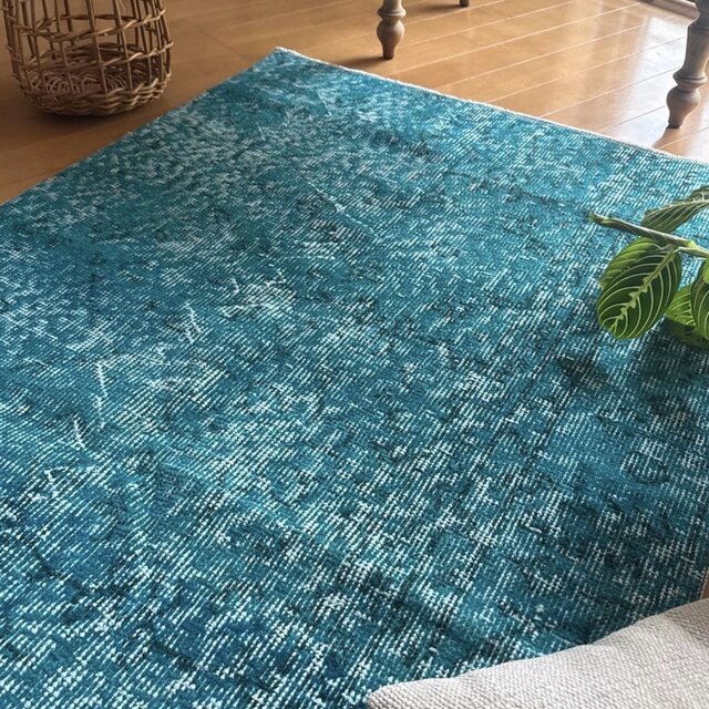 79×127 神秘的ターコイズブルー レアカラー トルコヴィンテージラグ