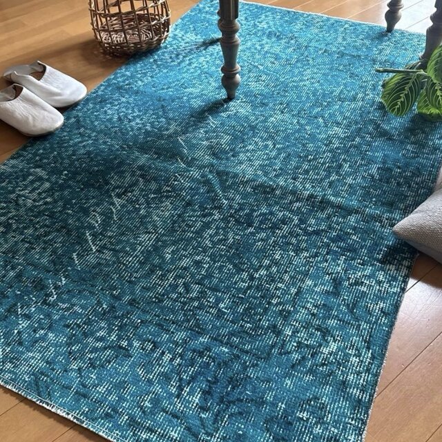 79×127 神秘的ターコイズブルー レアカラー トルコヴィンテージラグ