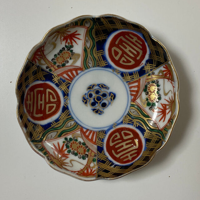 吉祥紋が華やぐ、色絵小皿 | iichi 日々の暮らしを心地よくする