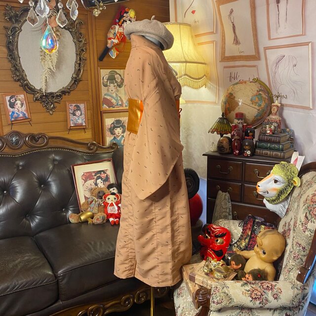 単衣着物リメイク  セミロングワンピース／ドレス／洗える化繊 帯サッシュベルト 陽だまりのオレンジと時を結ぶ KW-1350 和洋折衷 着物 リメイク ワンピース ドレス 名古屋帯サッシュベルト