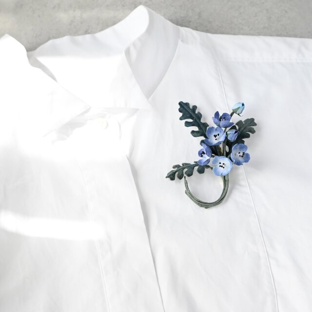 布花 ブルーの小花が可愛いネモフィラのコサージュ | iichi 日々の