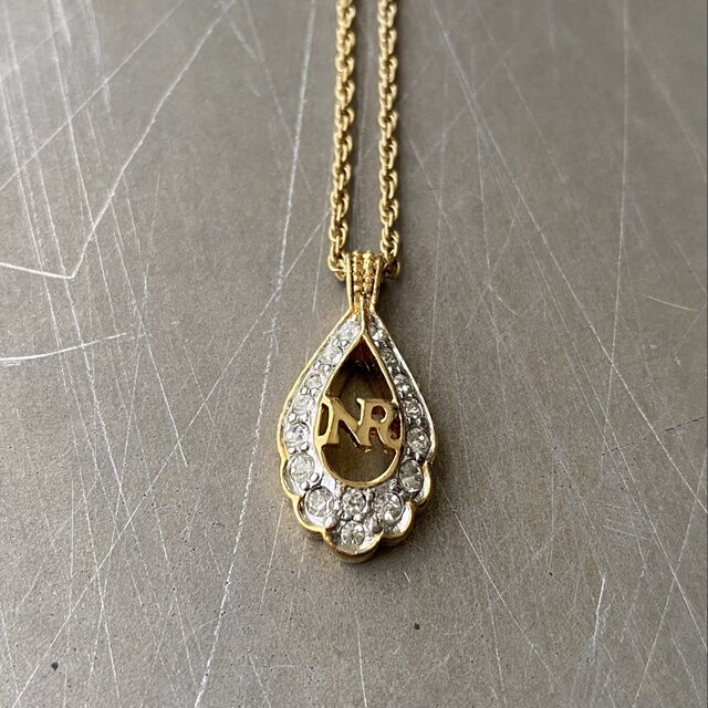 Vintage USA NINA RICCI gold tone crystal bijou drop necklace 