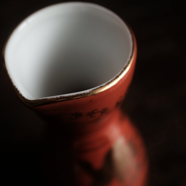 朱に金◇鳳凰と唐草。九谷焼 赤絵金彩徳利 一輪挿し 酒器 インテリア