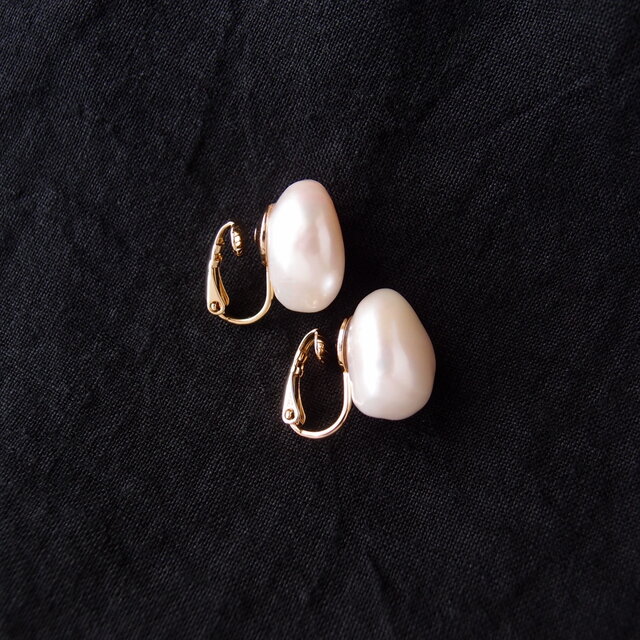 Big Baroque Pearl Earrings／大粒バロックパール クリップイヤリング
