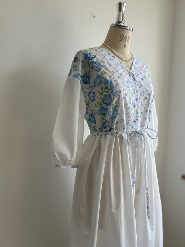 即発送 ♡ 4月のお花のお洋服：ミックスネモフィラ（ワンピース