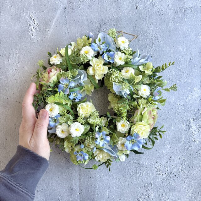 初夏のガーデン風ふわふわリース（直径約26cm） /アーティフィシャル
