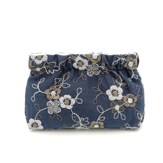 花柄刺繍 バネ口ポーチ 大きめ13cm口金 パックンポーチ ネイビー 709