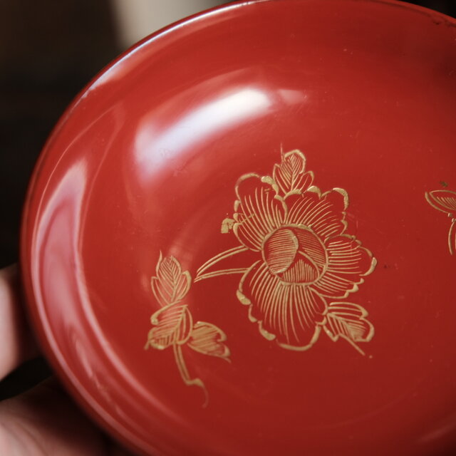 花と蝶々◇古輪島塗 花蝶文沈金小皿 漆器 骨董/antiques 古民家 菓子皿