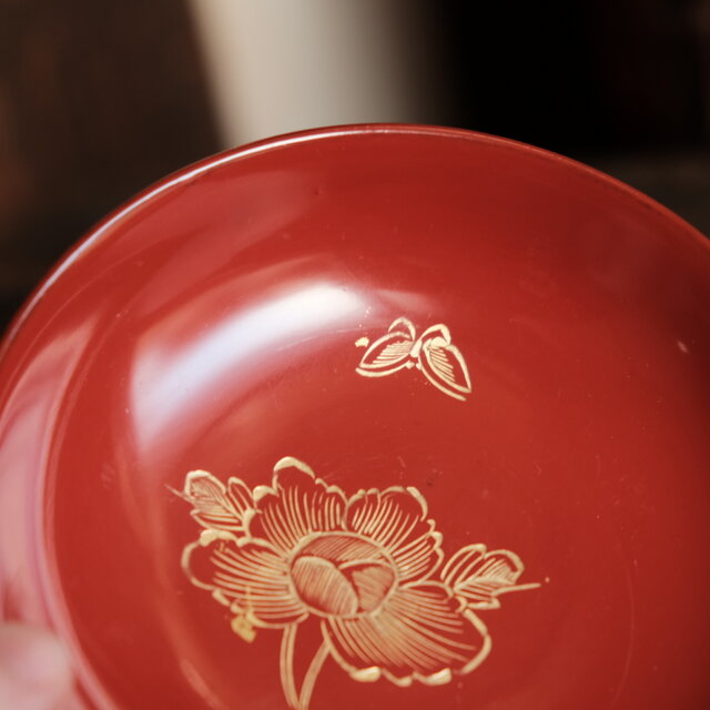 花と蝶々◇古輪島塗 花蝶文沈金小皿 漆器 骨董/antiques 古民家 菓子皿