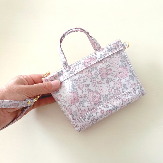 ラミネートミニミニポーチ    フェリシテプティ♥️リバティ　  ハンドメイド 推し活｜トレカ・写真が見える｜透明窓付きミニポーチ｜バッグ風