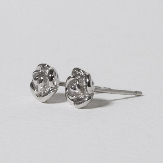 プラチナ ローズ 薔薇 スタッドピアス バラ rose おしゃれ ワン